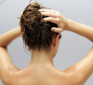 Understanding Oily Hair: Causes and Camphor Oil Mask Benefits