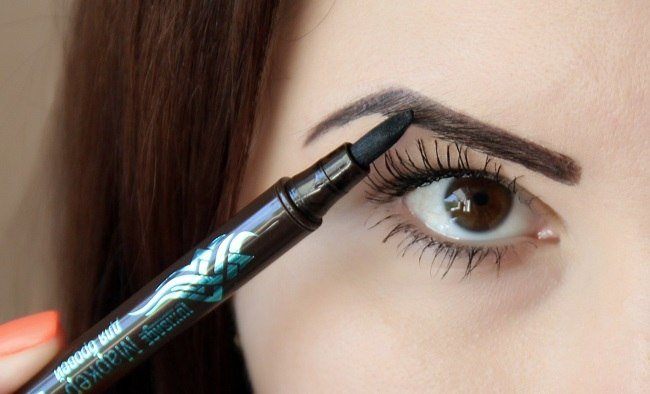 Eyebrow Dyeing: A Complete Guide for Beautiful Results at Home