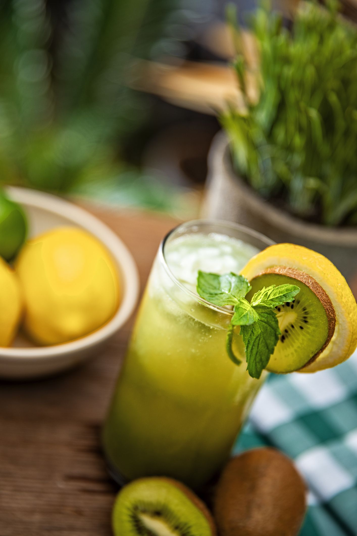 Top 15 Weight Loss Juices: Expert-Backed Recipes & Benefits