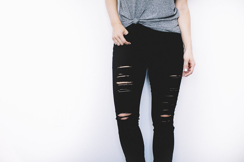 Frame Denim Review: Why These Jeans Are a Wardrobe Essential