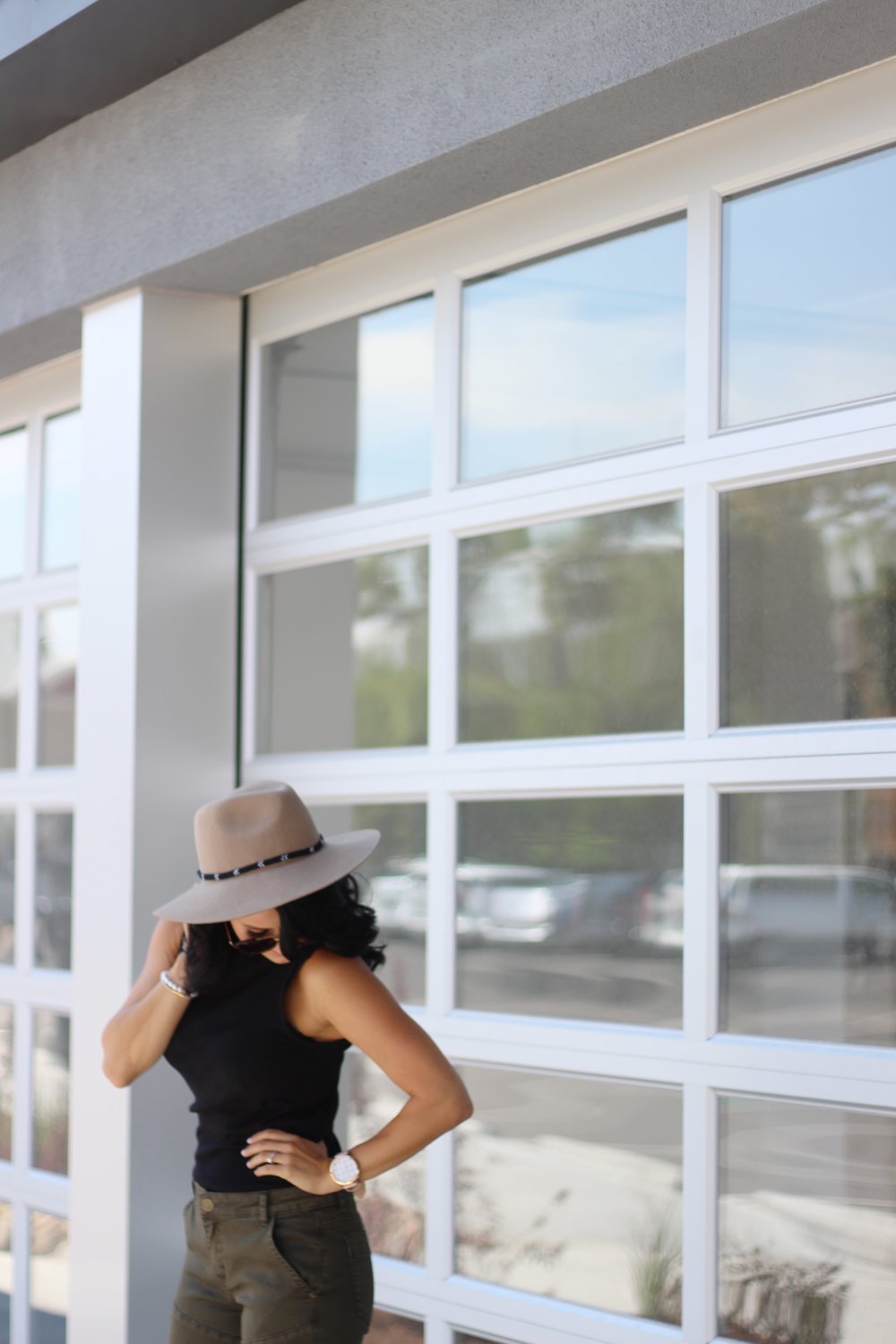Olive Green Fall Fashion: Effortless Everyday Outfits