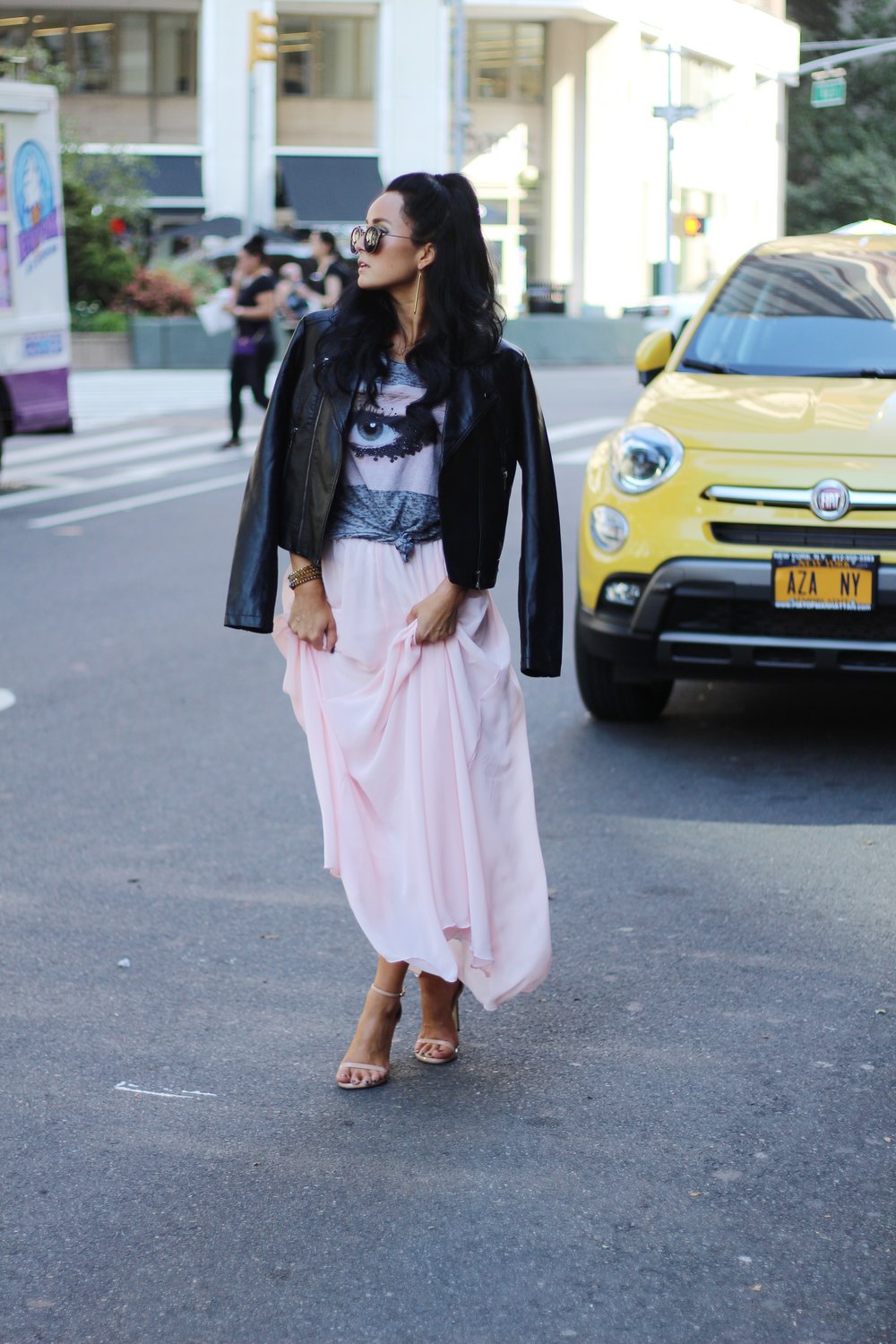 New York Fashion Week Street Style & Trends | [Your Brand Name]