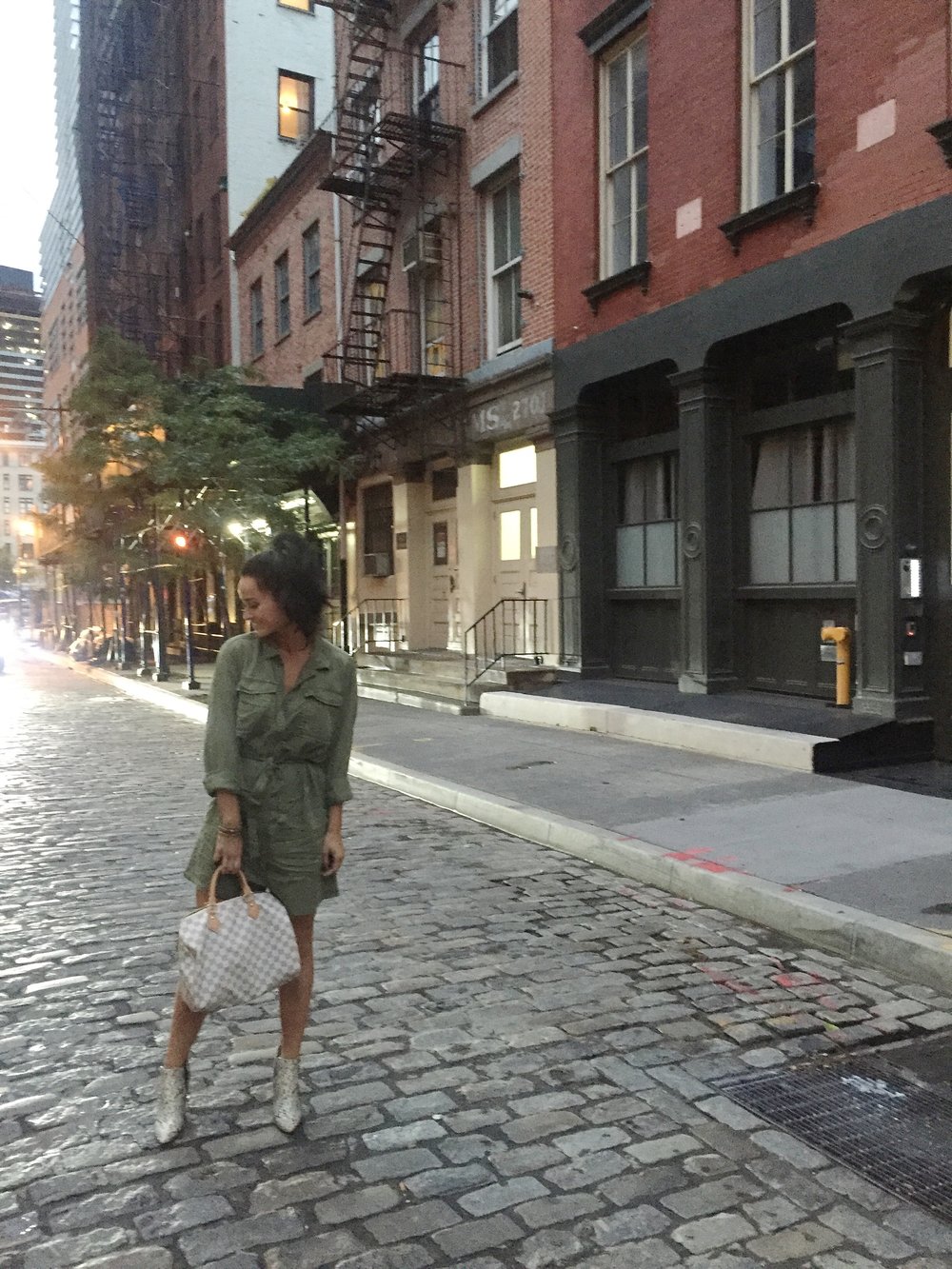New York Fashion Week Street Style & Trends | [Your Brand Name]