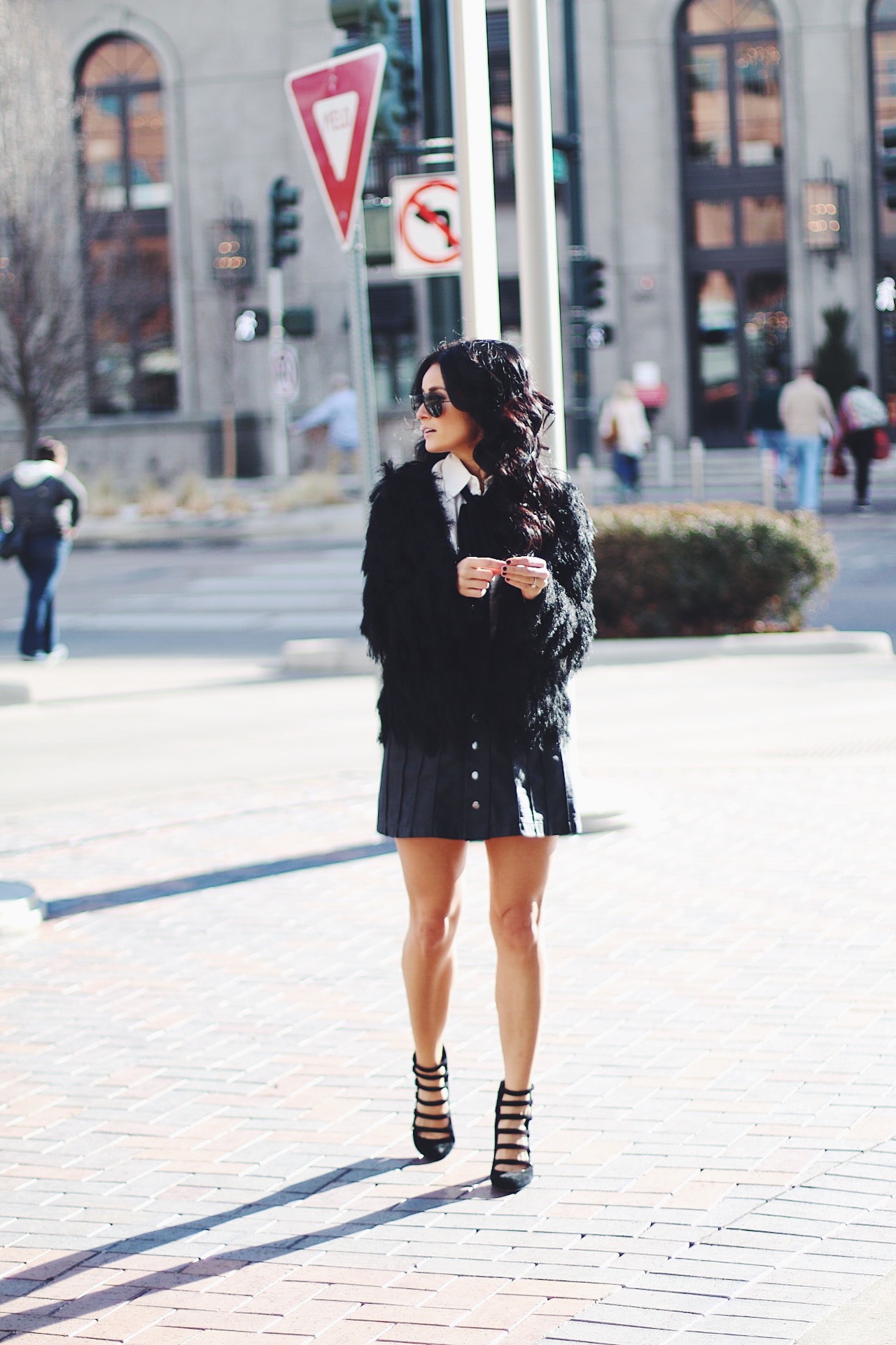 NYE Outfit Ideas: Last-Minute Style for a Festive Night