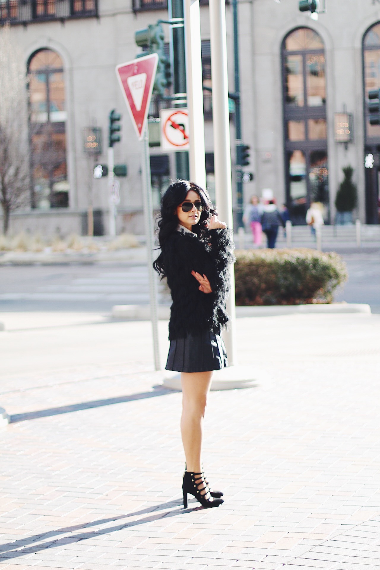 NYE Outfit Ideas: Last-Minute Style for a Festive Night