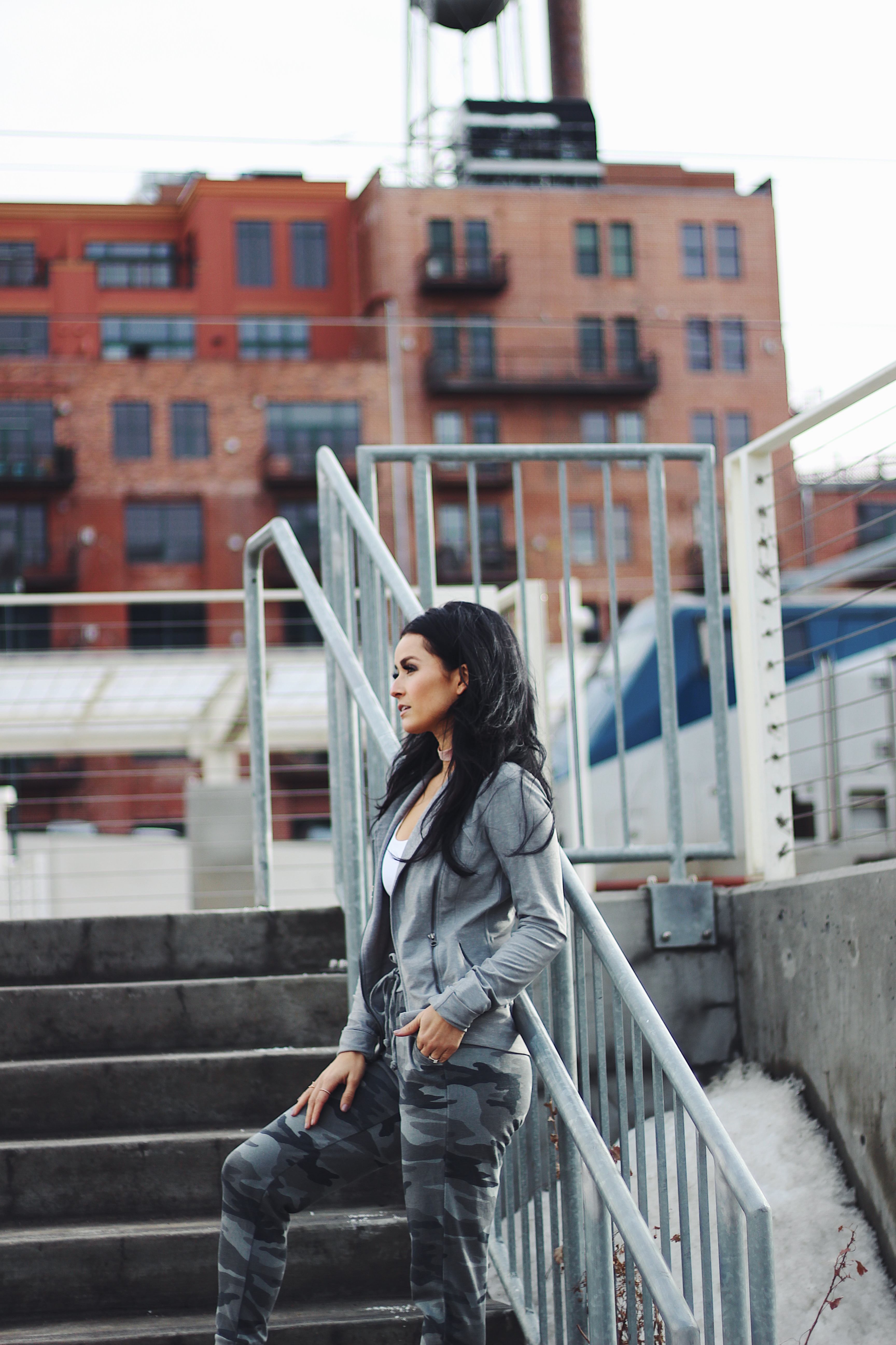Effortlessly Chic: Styling Sweatpants for a Polished Look