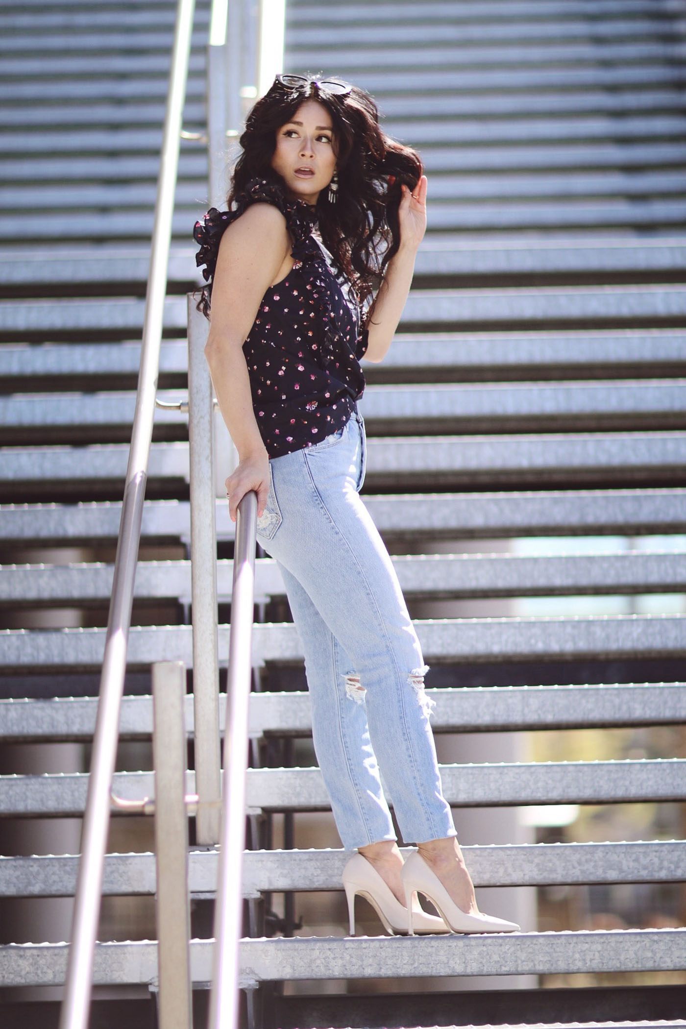 Elevate Your Style: Balancing Classic & Trendy Looks