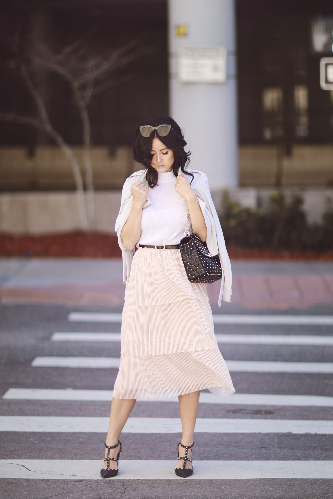 Petite Midi Skirt Styling: Chic Outfits for Your Frame