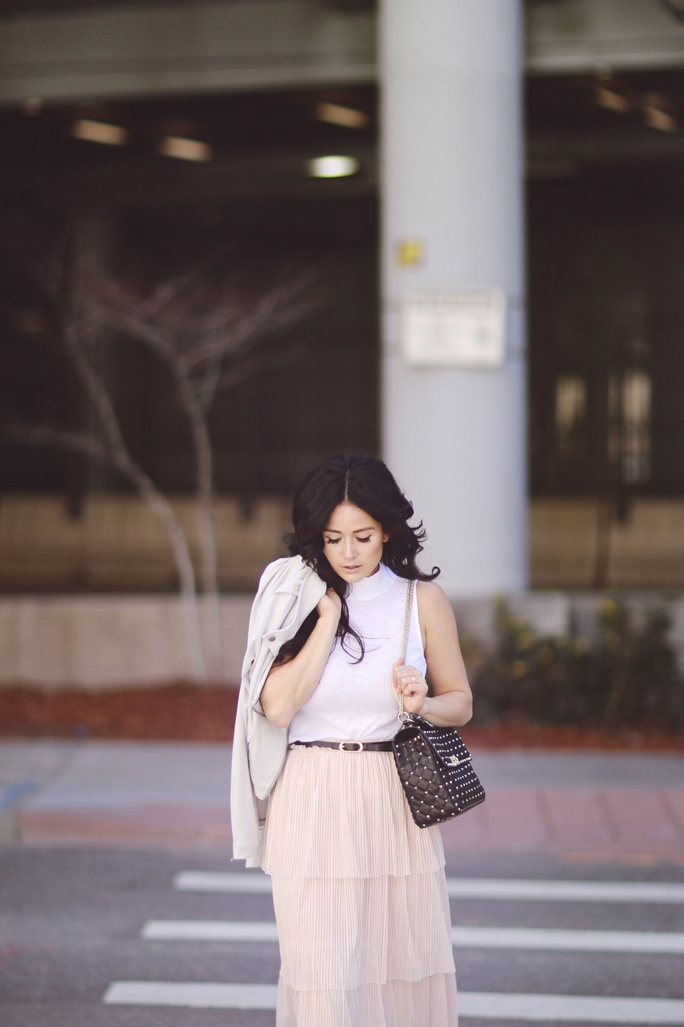 Petite Midi Skirt Styling: Chic Outfits for Your Frame