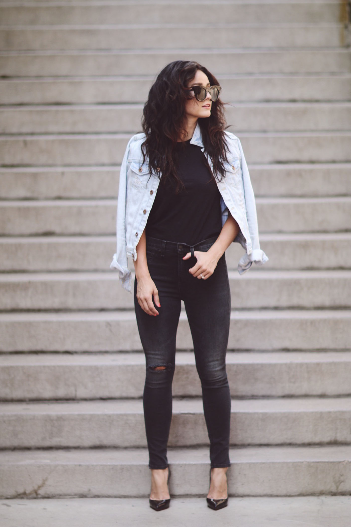 NYC-Inspired Denim Styling: Effortless & Chic Outfits
