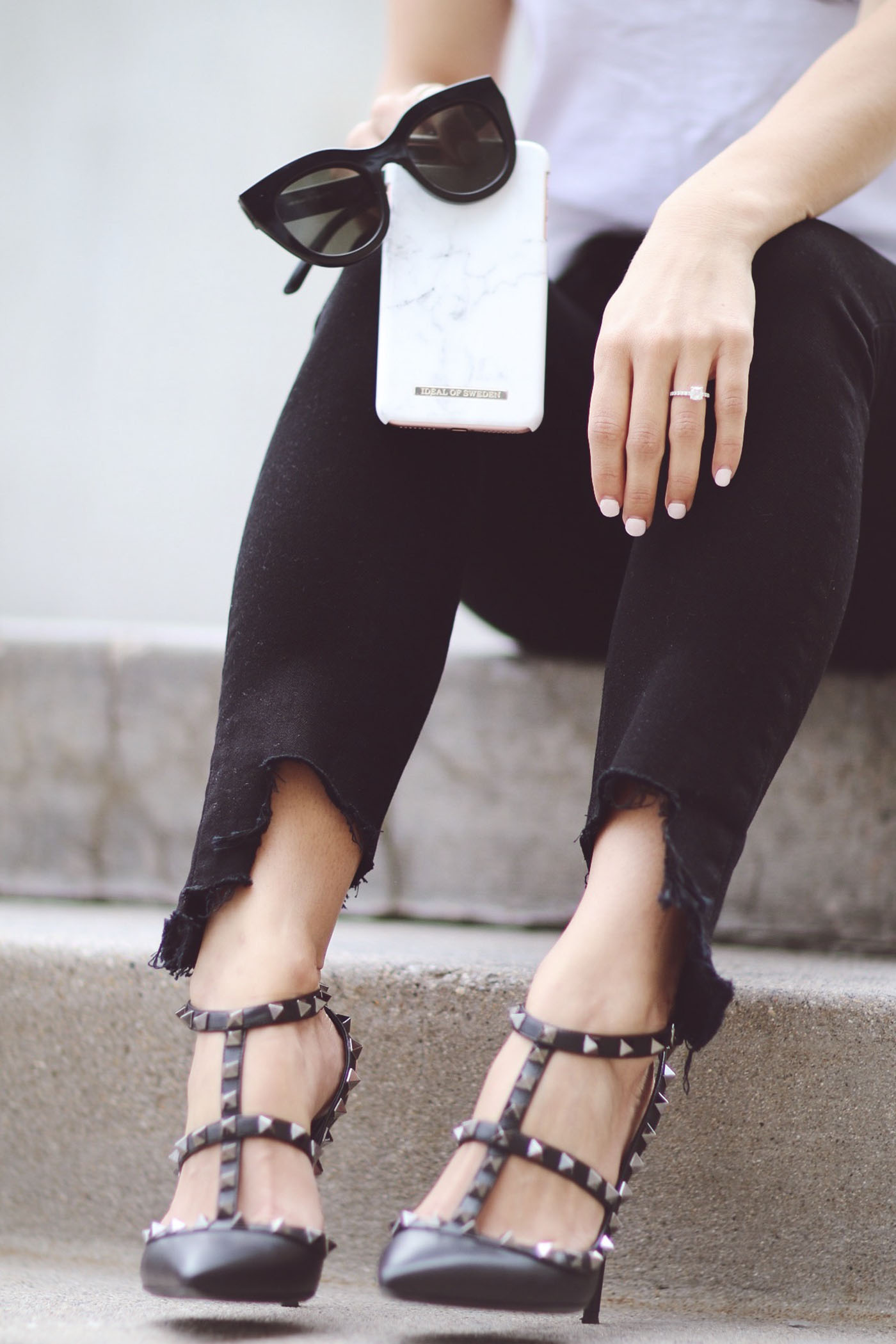 NYC-Inspired Denim Styling: Effortless & Chic Outfits