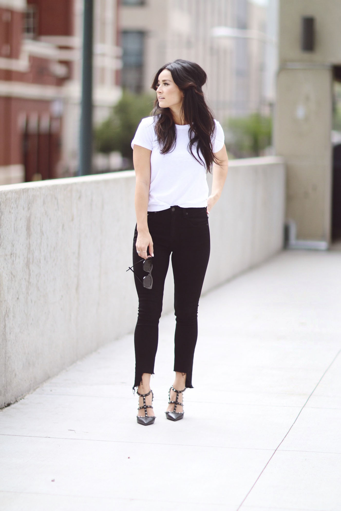 NYC-Inspired Denim Styling: Effortless & Chic Outfits