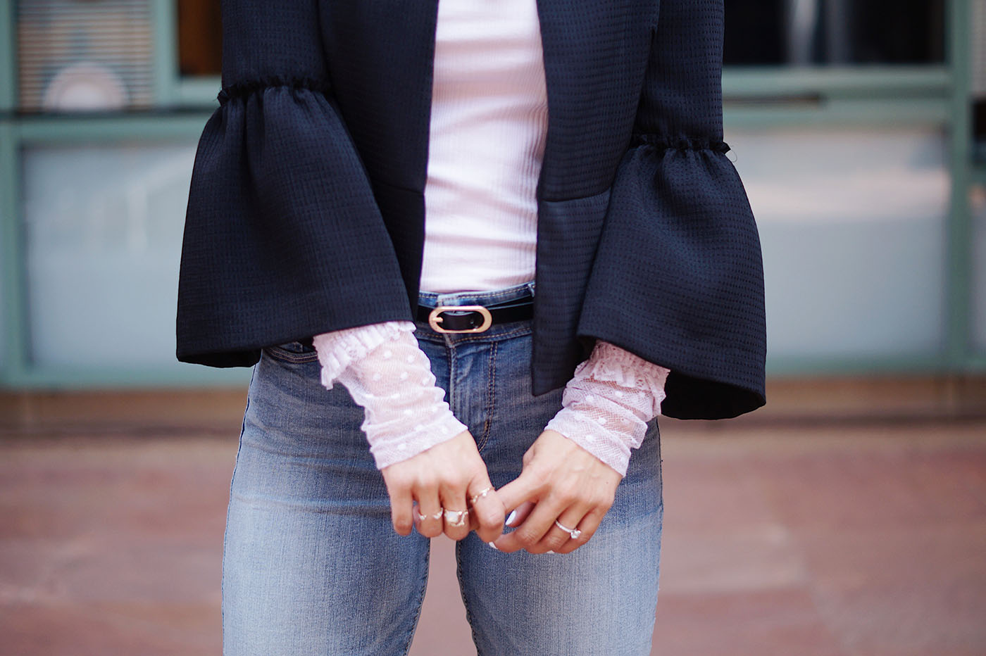 3 Versatile Outfit Ideas Featuring a Levi s DENIM Jacket