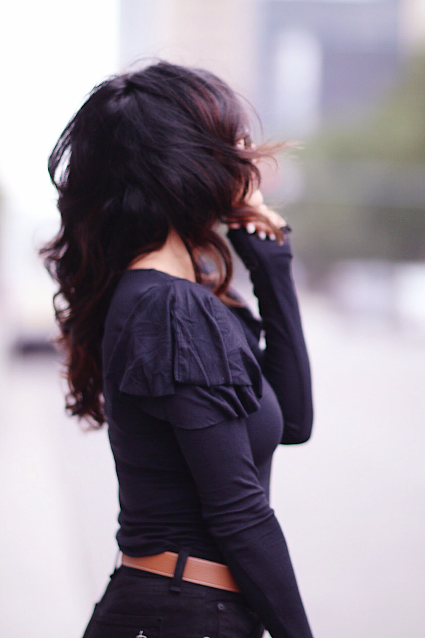 Brown & Black Outfit Ideas: Chic Combinations for Fall