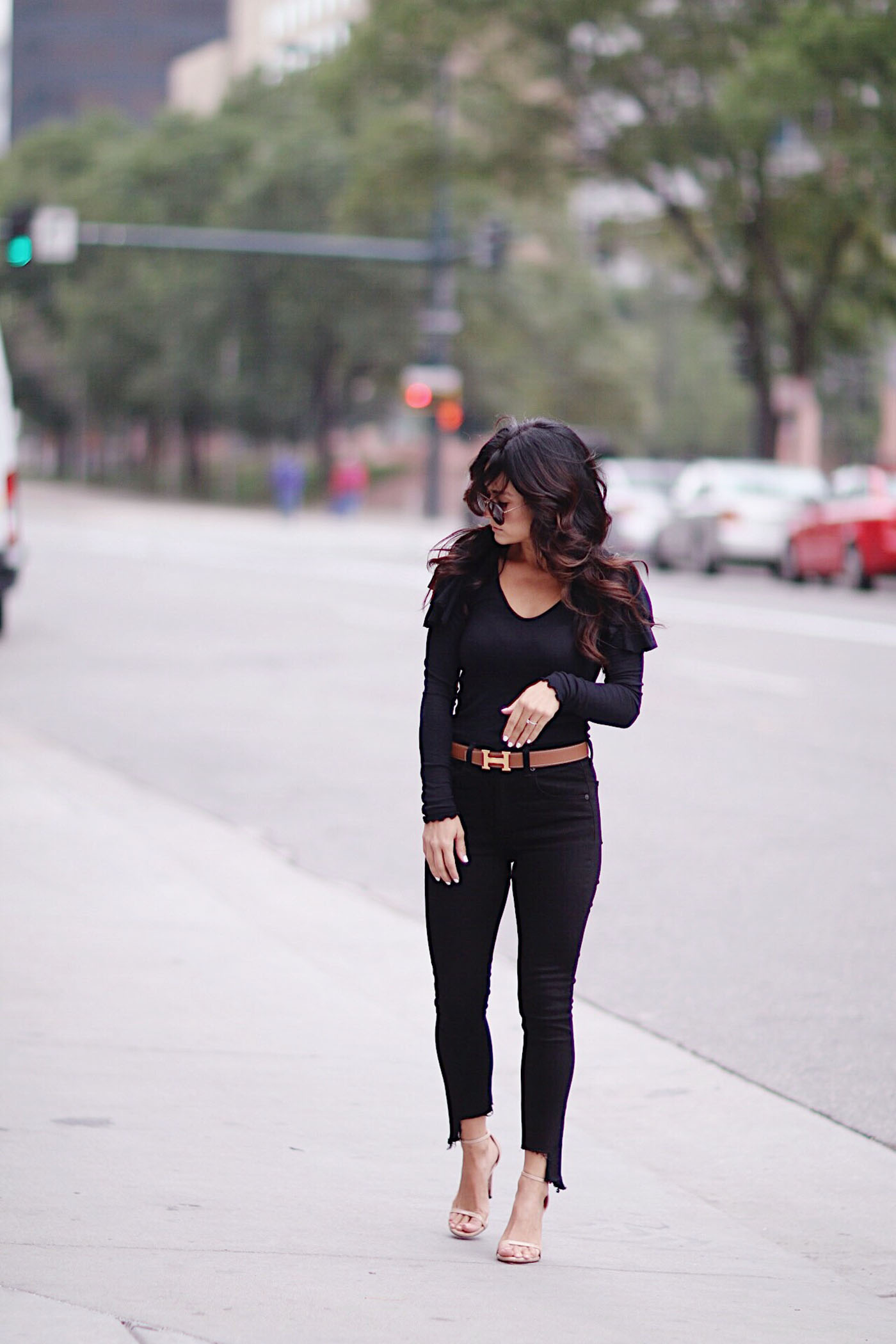 Brown & Black Outfit Ideas: Chic Combinations for Fall