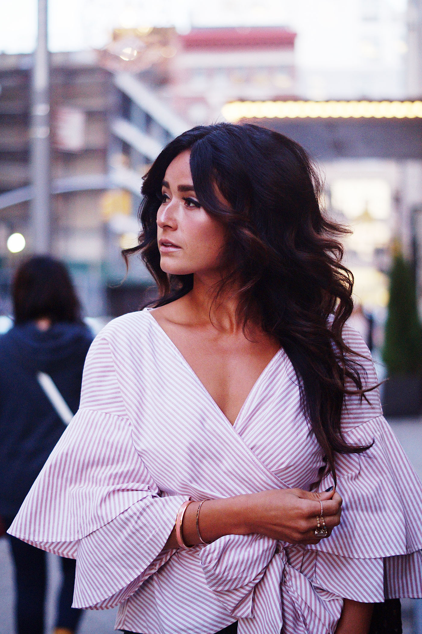 Fall Statement Tops: Elevate Your Autumn Style | [Your Brand/Website]