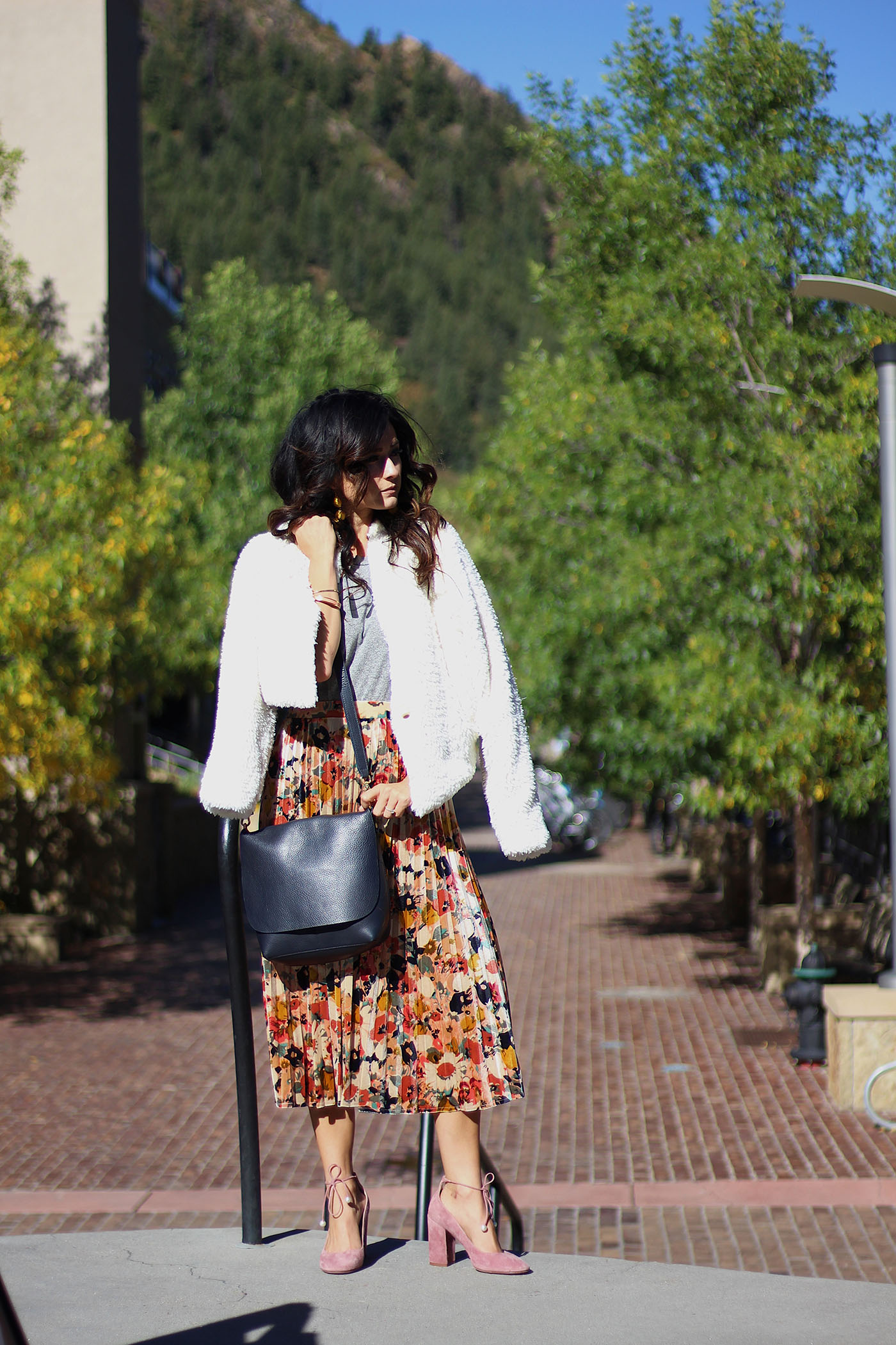 Gigi New York Fall Handbags: Timeless Style & Essentials
