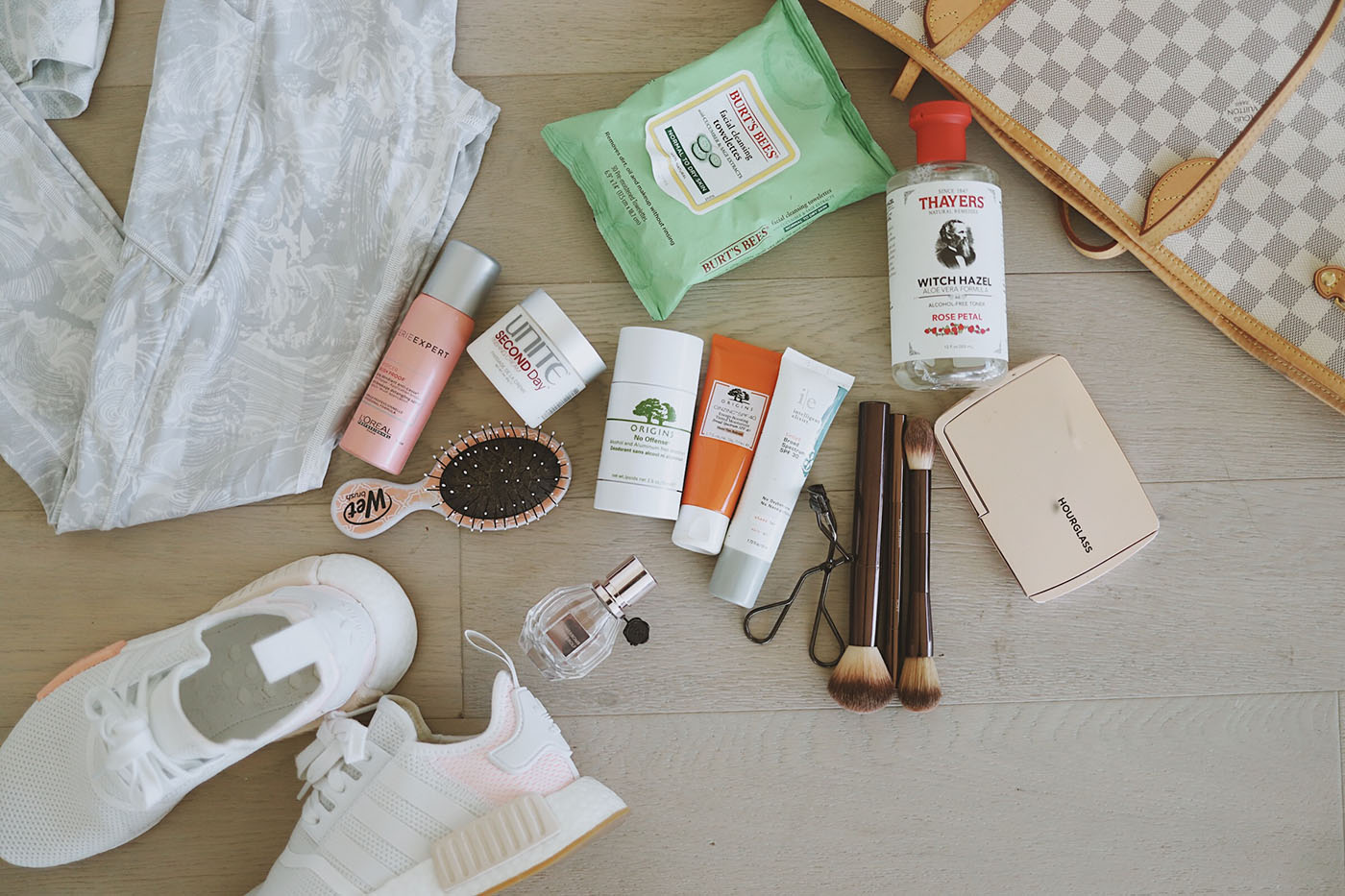 Essential Gym Bag Items for Post-Workout Refreshment