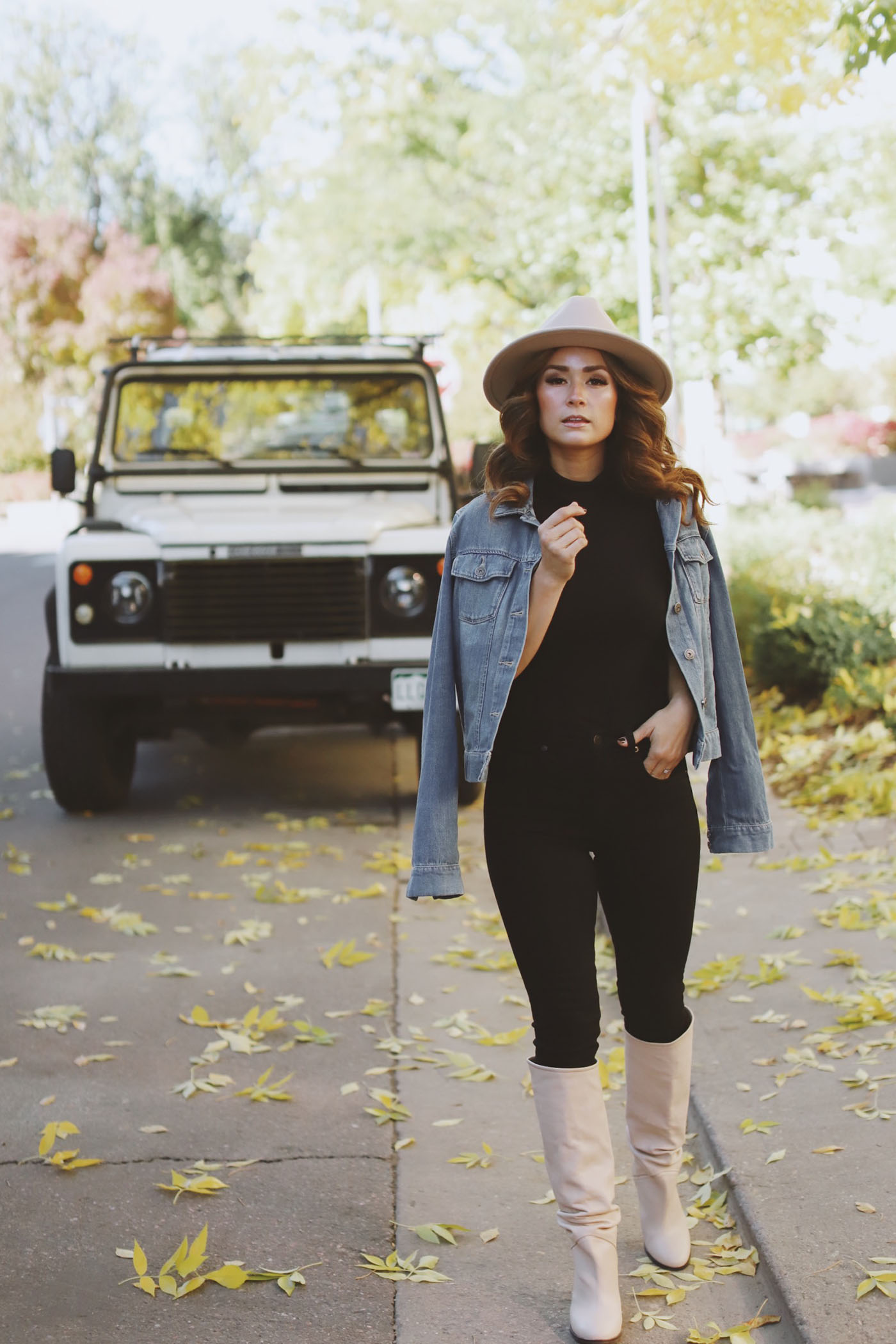Stylish Ways to Wear Slouchy Boots: Outfit Ideas & Tips