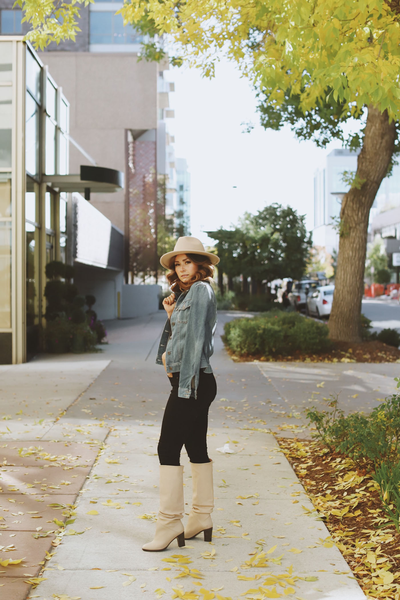 Stylish Ways to Wear Slouchy Boots: Outfit Ideas & Tips