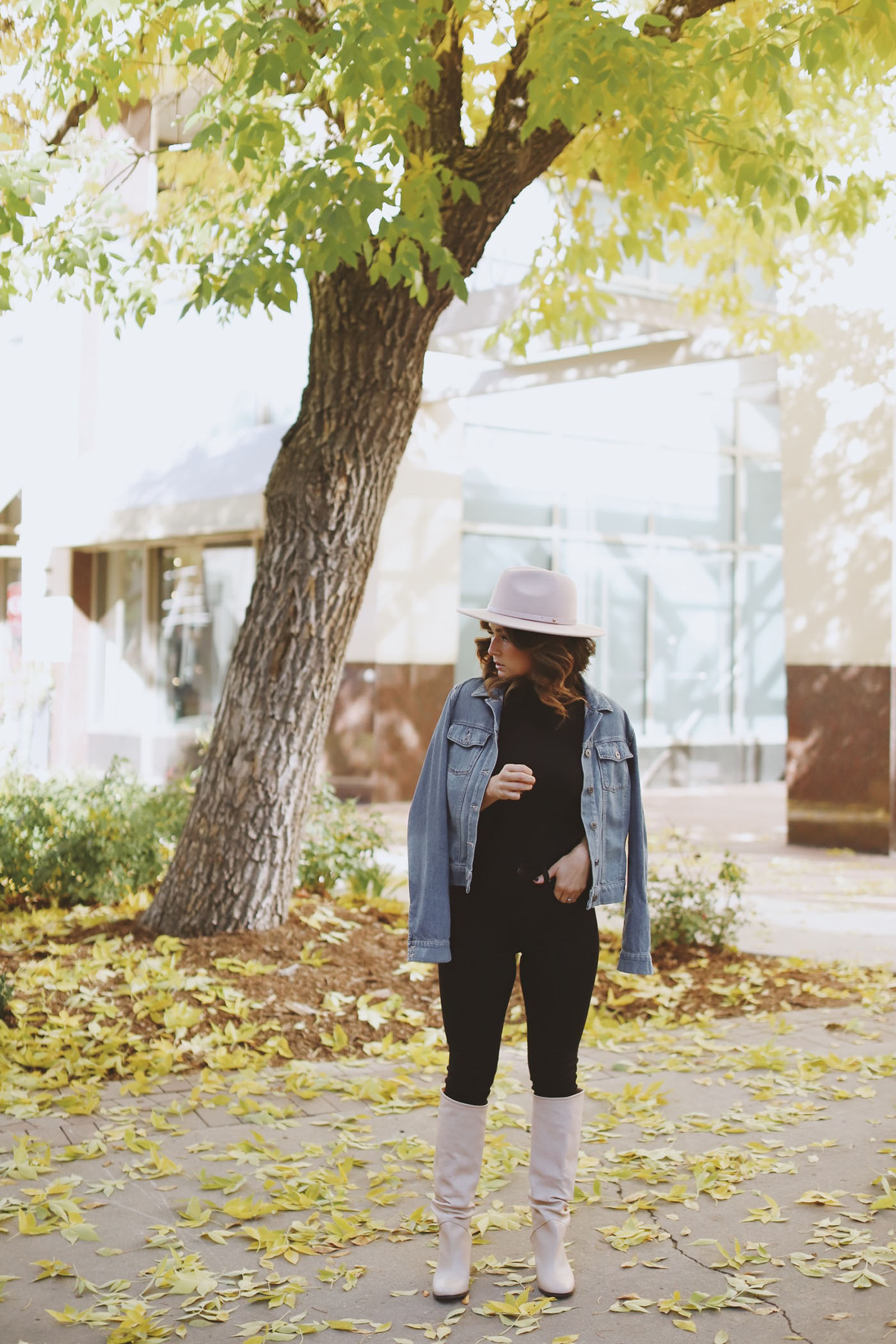 Stylish Ways to Wear Slouchy Boots: Outfit Ideas & Tips