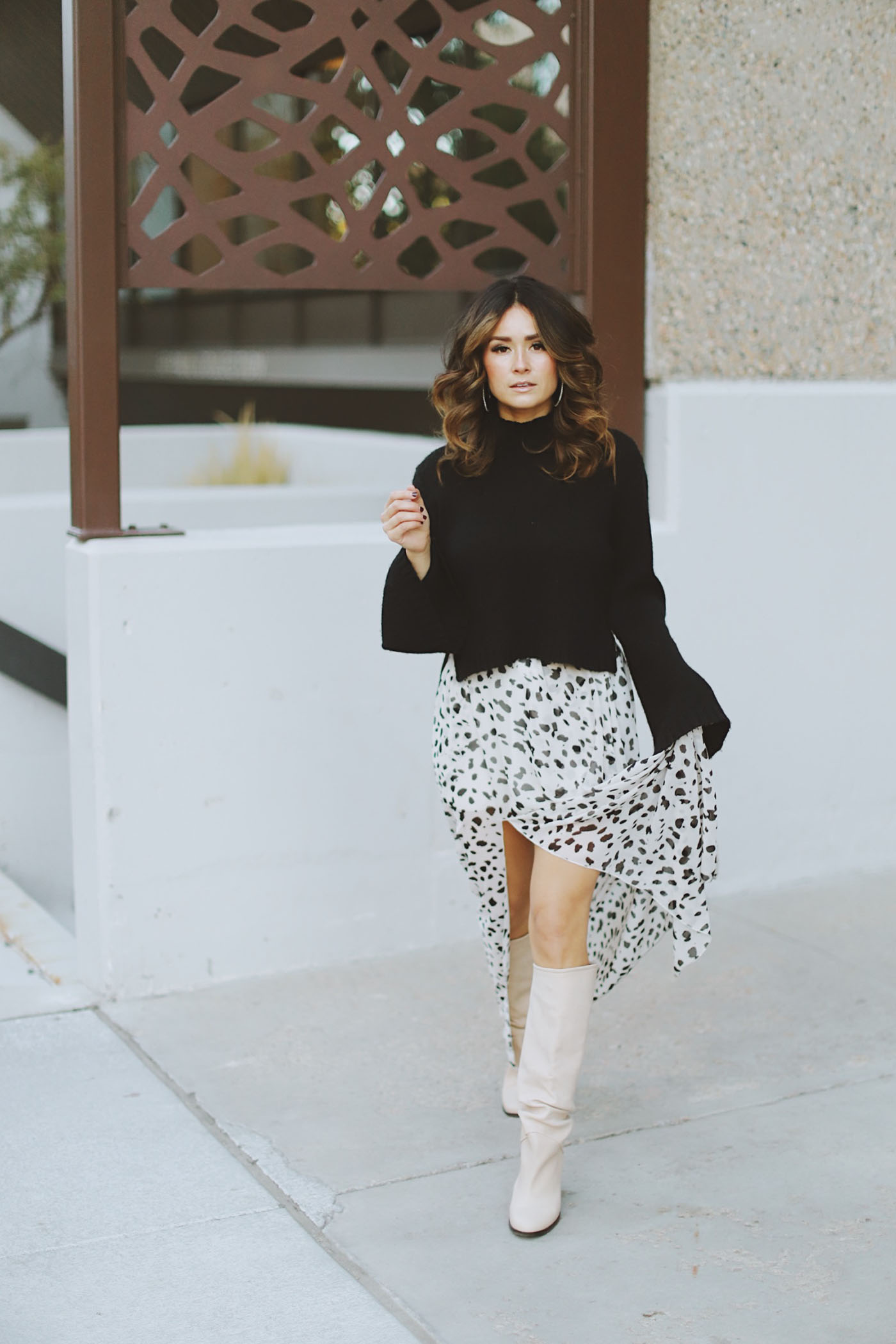 Stylish Ways to Wear Slouchy Boots: Outfit Ideas & Tips