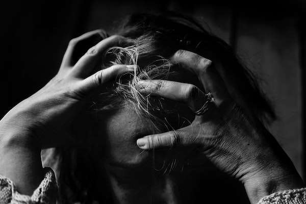 10 Subtle Signs of a Toxic Relationship (and How to Recognize Them)