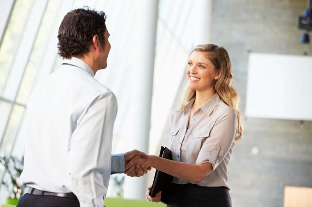 How to Propose Someone You Love: Expert Tips & Strategies