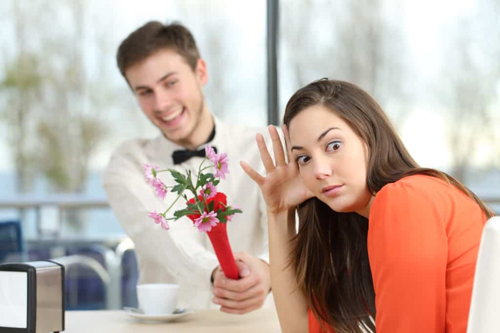 Recognizing Unhappiness: Subtle Signs Your Girlfriend May Be Dissatisfied