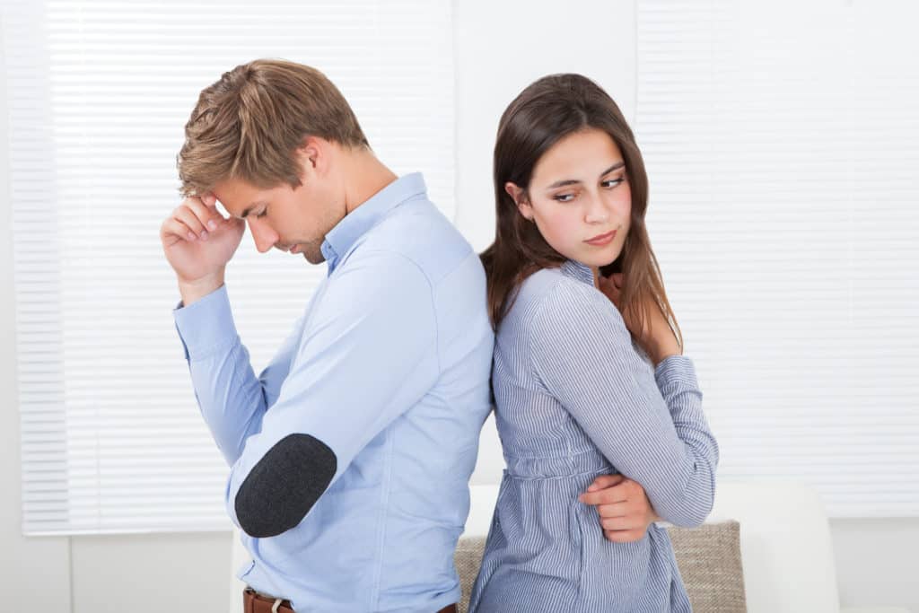 11 Signs Your Boyfriend Deeply Misses You (and What to Do)