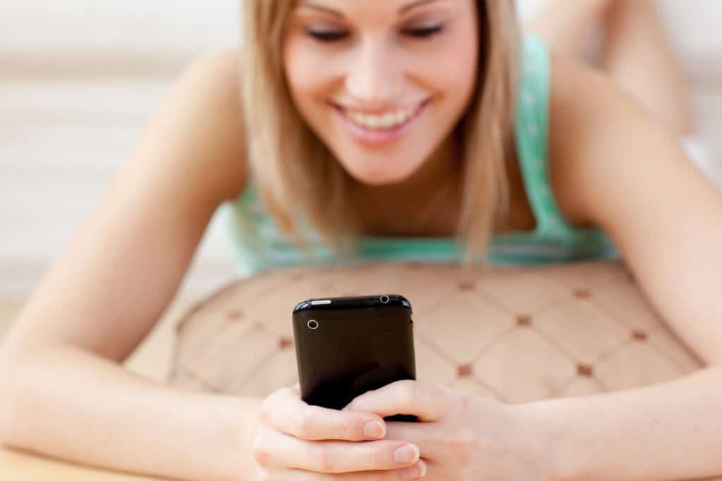 Texting Strategies to Build Attraction & Connection