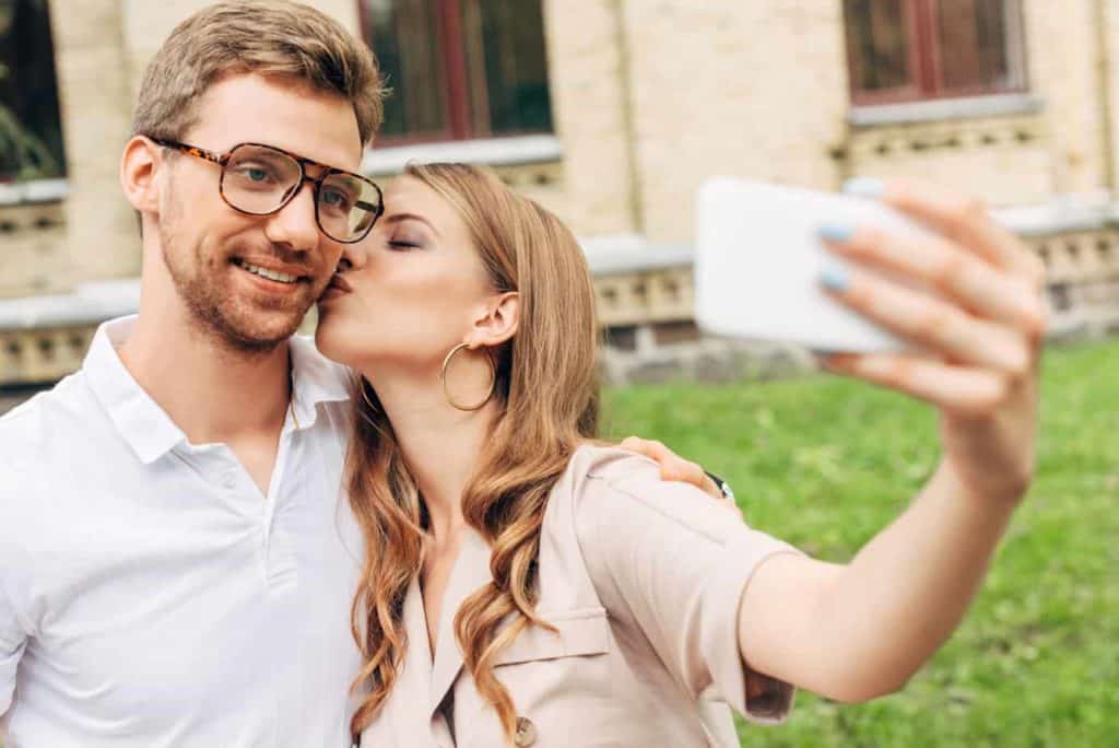 Reconnecting with an Aquarius Man: Understanding His Needs & Strategies