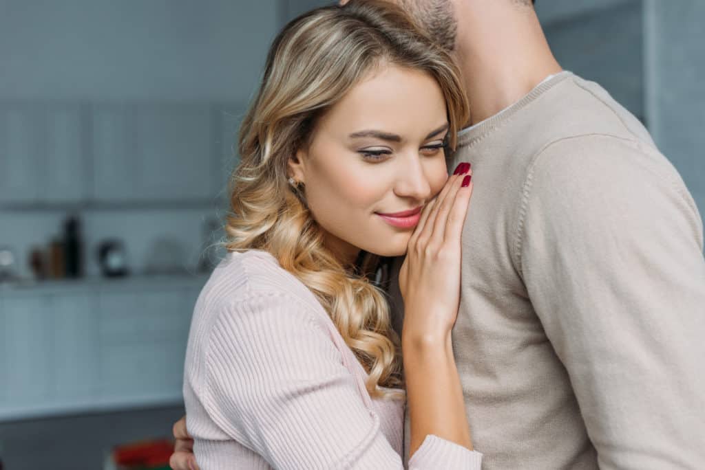 Expressing Missing You: Meaningful Phrases for Your Boyfriend