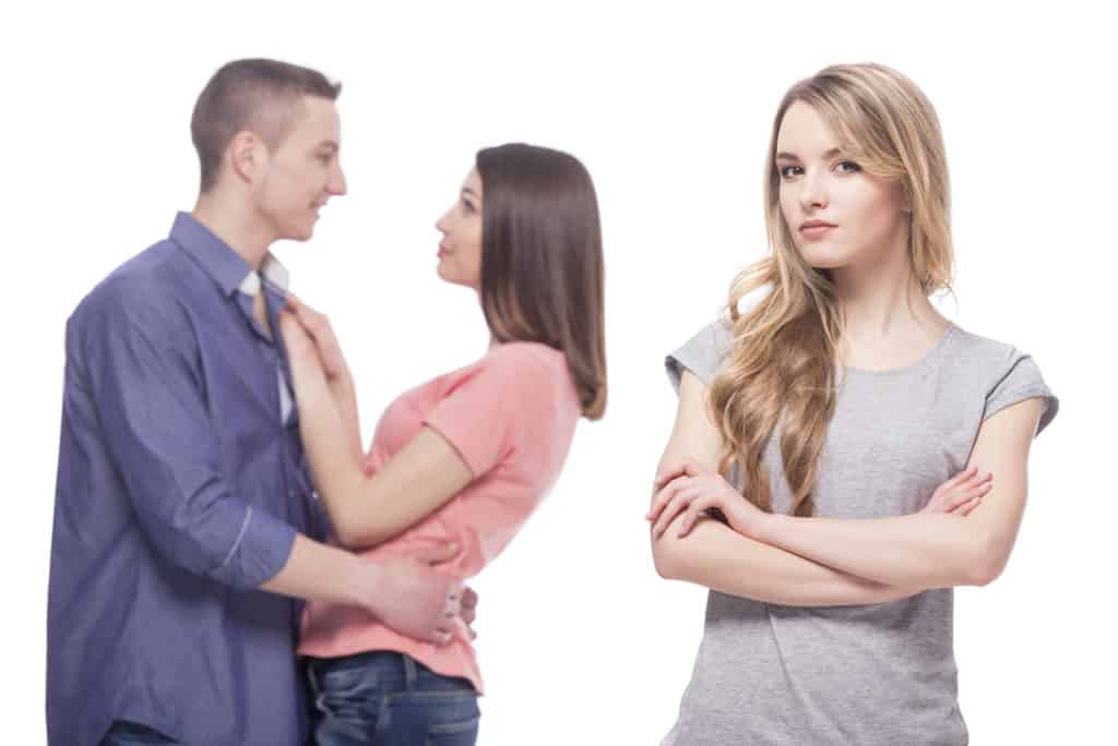 Navigating Your Boyfriend s Contact with His Ex: A Relationship Guide