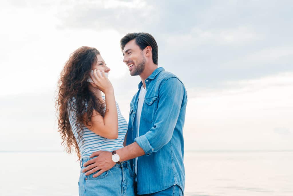 Reconnecting After Breakup: How to Express Missing Your Ex (Without Seeming Needy)