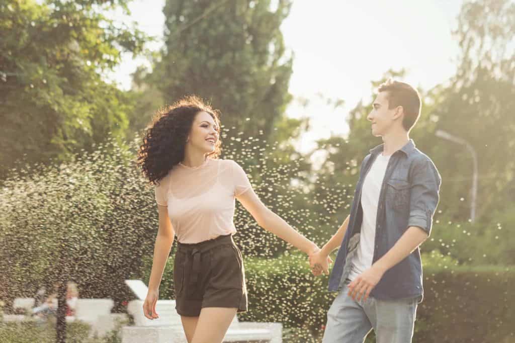 Virgo & Aquarius Compatibility: Navigating an Independent Relationship