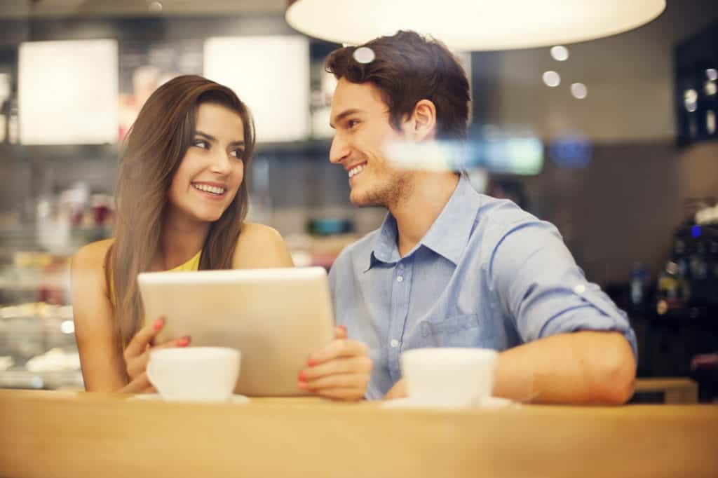 Understanding & Attracting a Libra Woman: Expert Tips