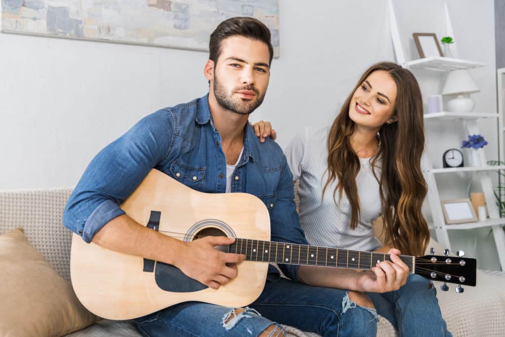 Aries Man & Aquarius Woman: Compatibility & Attraction - A Deep Dive