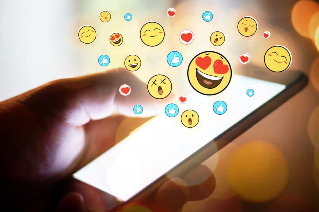 Effective Ways to Ask for a Number on Tinder: Tips & Examples