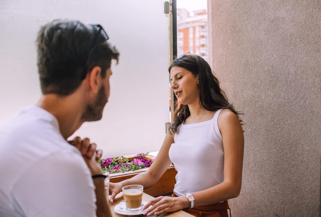 Navigating Boundaries: Understanding Healthy Friendships in Relationships