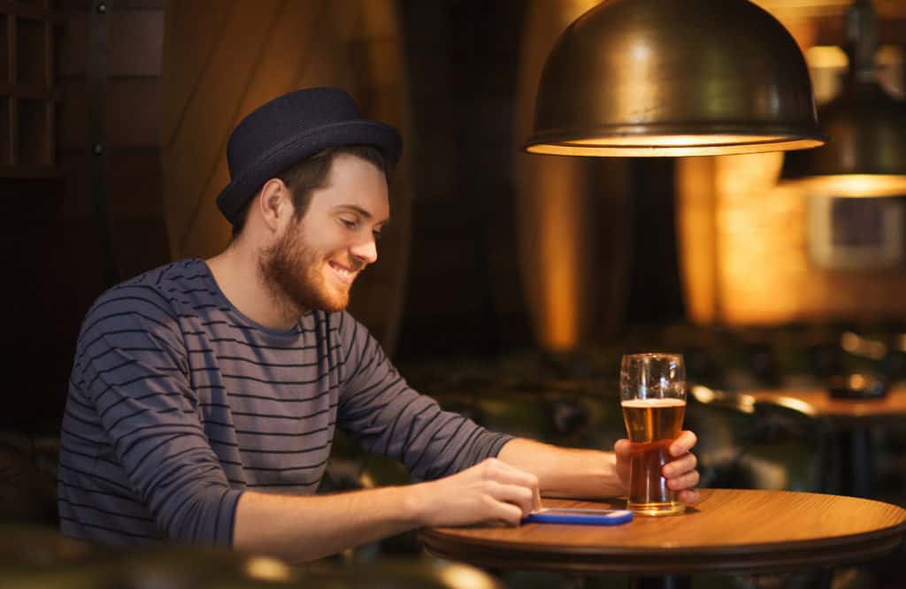 Decoding Short Text Replies: How to Encourage Deeper Conversations