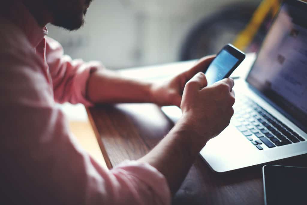Decoding Short Text Replies: How to Encourage Deeper Conversations