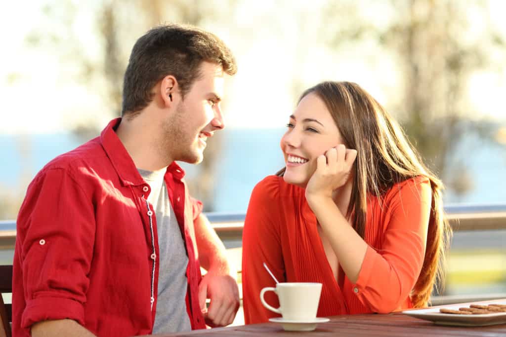 Gemini Man & Libra Woman: Compatibility, Challenges & Relationship Insights