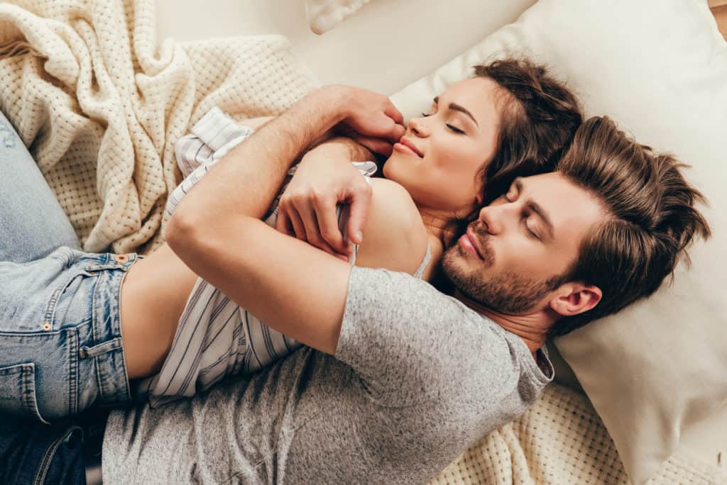 Sweet & Meaningful Goodnight Messages for Your Girlfriend