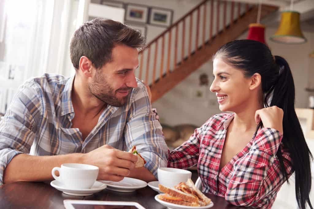 Genuine Compliments for Brazilian Women: A Guide to Flirting