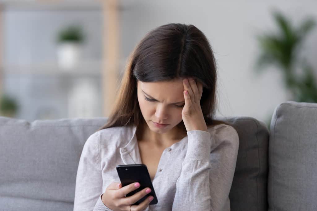 Comforting Texts for Her Period: 39 Empathetic Messages