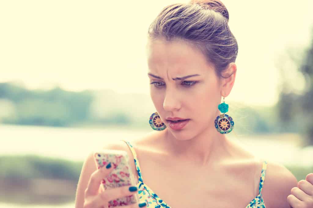Responding to Unexpected Texts from an Ex: 33 Strategies & Guidance