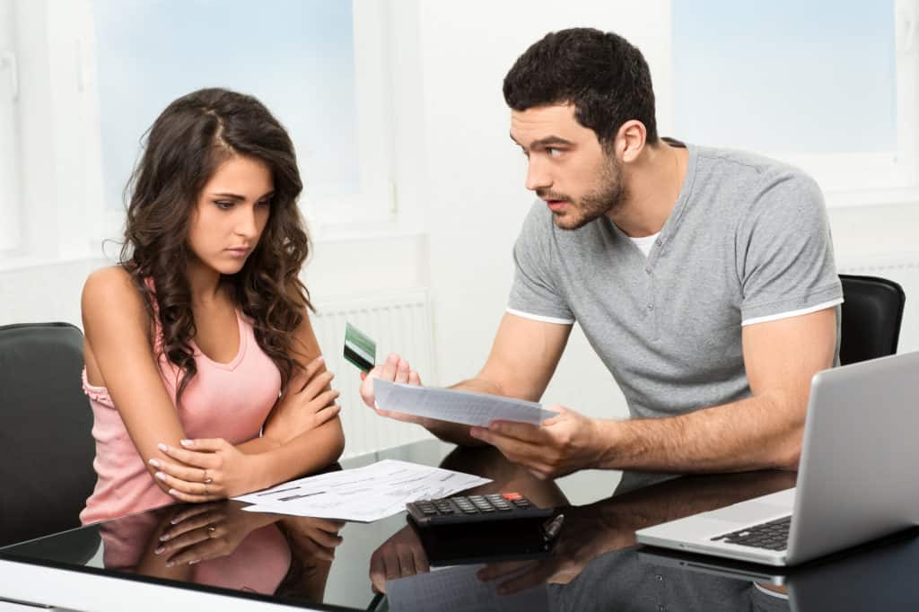 21 Signs He s Using You Financially: A Comprehensive Guide