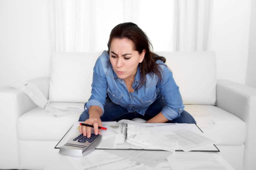21 Signs He s Using You Financially: A Comprehensive Guide