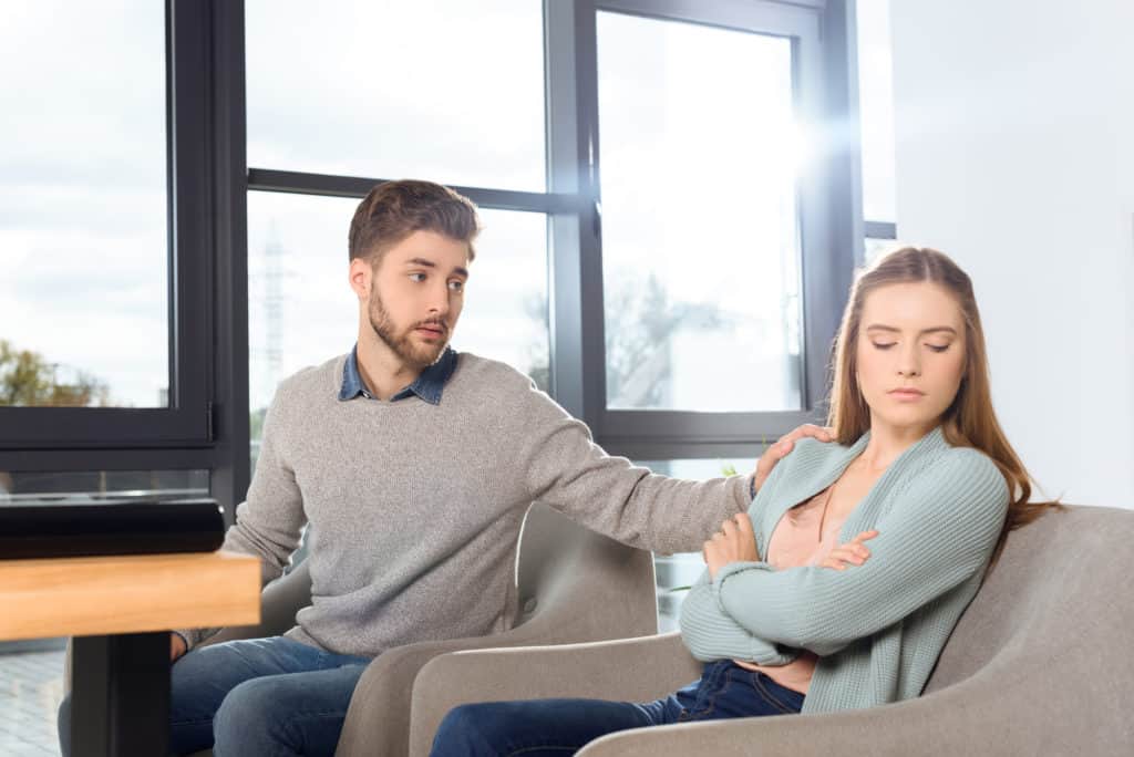 Understanding When a Sagittarius Woman Withdraws: 9 Effective Ways to Respond